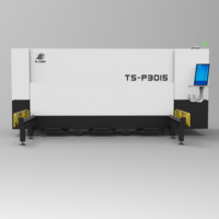 Machine de découpe laser à fibre à plateforme unique fermée 3015 1kW 2kW 3kW 6kW avec tête Boci et table électrique manuelle pour découpe de tôles