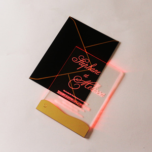 <span class=keywords><strong>Invitation</strong></span> de mariage en acrylique LED claire unique avec 6 lumières différentes et texte gravé avec enveloppe noire pour faire-part de mariage - Product Image 4