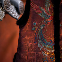 Gilet personnalisé pour femme avec patchs en fourrure de vison, broderies riches, gaze de soie Xiangyun et doublure en polaire, style streetwear chinois 5604