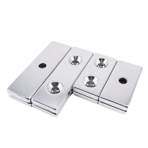 Resistência a altas temperaturas Neodymium Block Magnet Permanente escareado Manet com parafuso buraco para uso industrial - Product Image 3