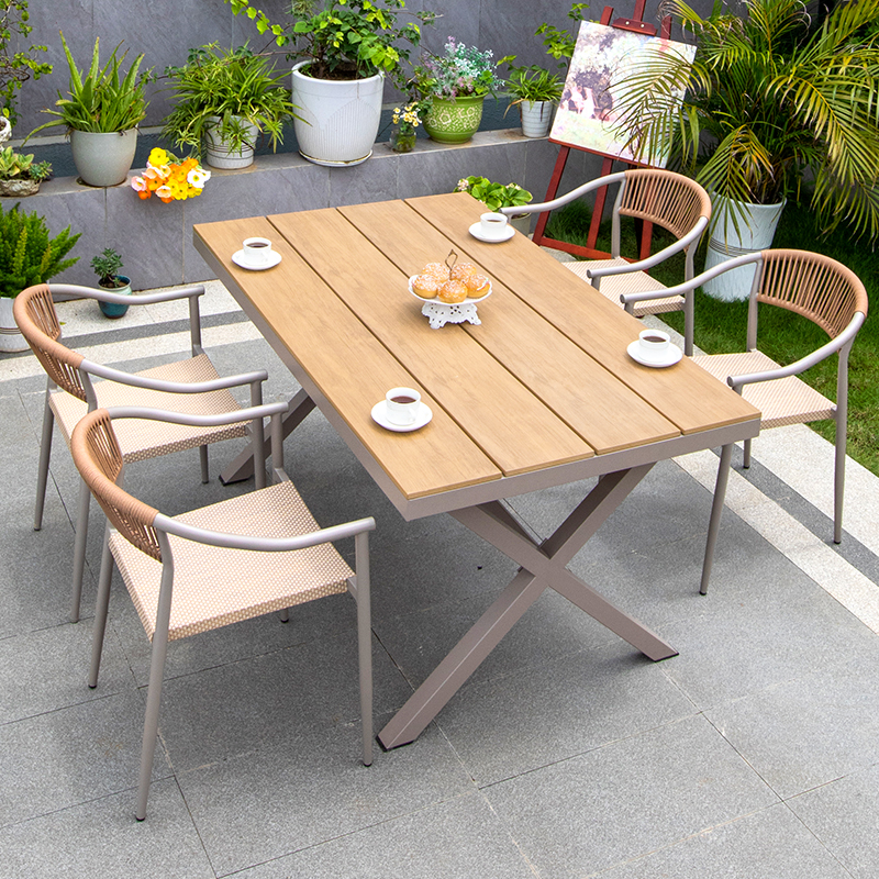 Table 150 DB + 4 chaises