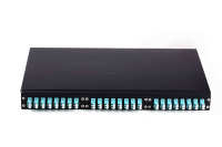 Penjualan Langsung Pabrik Kotak Terminal Serat Optik SC/UPC Rak 1U 19 Inch 48 Port LC Patch Panel Berlapis Bubuk FTTX