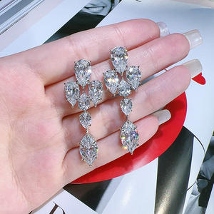 Boucles d'oreilles en or blanc E2927 avec diamants taille poire couleur D, bijoux de luxe naturels pour femmes, pour mariage - Product Image 4