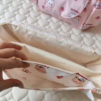 Sac de rangement multifonctionnel imperméable grande capacité pour couches de bébé avec porte-gobelet amovible et accessoires de suspension pour poussette