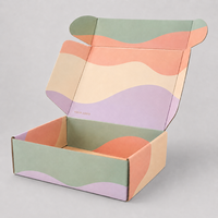 Boîte d'expédition en carton ondulé SHINY Premium avec estampage à chaud et papier de soie personnalisé pour l'expédition de boutiques de luxe