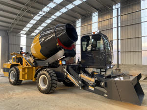 Camión hormigonera de carga automática para coche, 2,6 metros cúbicos para construcción de carreteras - Product Image 4