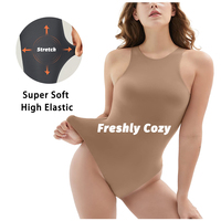Combinaison moulante sexy sans manches pour femme, style débardeur dos nageur et col licou, streetwear décontracté, avec bas string, pour l'été