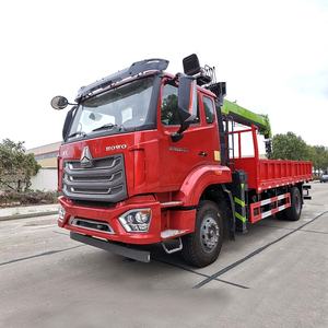 होओ 4x2 घुड़सवार क्रेन ट्रक 6 टन टेलीस्कोपिक बूम ट्रक बिक्री के लिए - Product Image 3