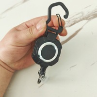 Porte-badge d'identification de câble métallique rétractable de style tactique extérieur
