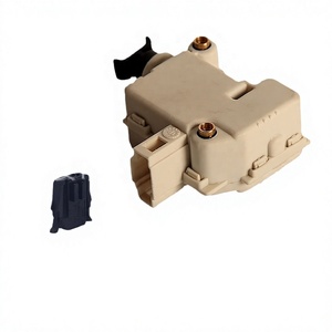 Soporte de Placa de Liberación de Maletero con Interruptor de Motor 1J5827425F para Volkswagen Passat B5, POLO, Bora - Product Image 2
