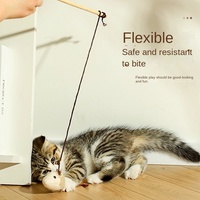 FurryStar Jouet Écologique pour Chat – Bâton en Bois et Plumes avec Souris à Clochette Résistante aux Morsures – Fourniture d'Exercice Physique pour Chatons