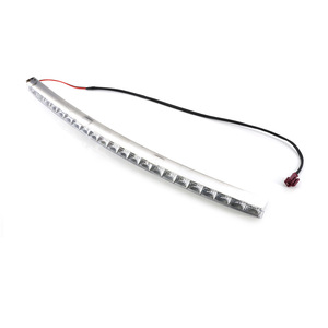 Feu stop central LED rouge pour Mercedes-Benz Classe E W204 – Feu arrière de signalisation d'avertissement pour voiture - Product Image 2