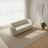 Sofá Curvo Moderno Tapizado en Tela Crema Blanca, Sofá en Forma de Arco con Patrón Acolchado, Mueble de Sala de Estar de 3 Plazas