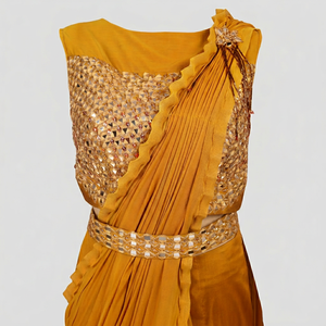 Hermoso atuendo con elegancia. Saree estilo sirena listo para usar para mujer con trabajo de espejos. Aspecto glamuroso para mujer. - Product Image 1