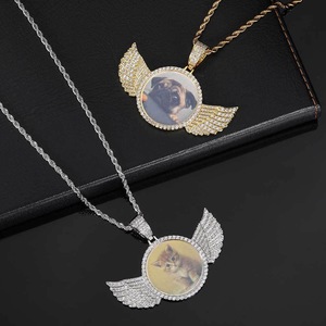 Collier pendentif en laiton plaqué or, style Hip Hop, <span class=keywords><strong>avec</strong></span> ailes d'ange, zircon, <span class=keywords><strong>photo</strong></span> personnalisable DIY, entièrement serti de zircons, pour hommes et femmes, cadeau, fête - Product Image 2