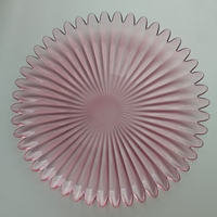 Assiette de présentation en verre rose cannelé de qualité supérieure, réutilisable, ronde, motif floral, pour restaurant et usage domestique quotidien