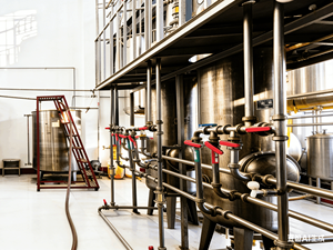 Pó de Extrato de Gardênia Natural 70% Crocetina (CAS 27876-94-4) Grau Alimentício NYTR Extração Líquido-Sólido - Product Image 3