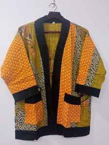 Veste unisexe en coton Kantha matelassé, faite à la main, style bohème vintage, écologique, respirante, col en V, manches longues, coupe classique, avec poches - Product Image 3