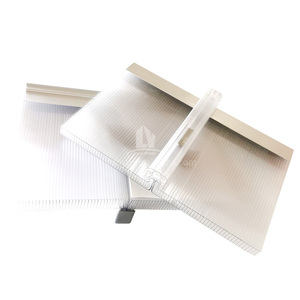 Hoja <span class=keywords><strong>de</strong></span> <span class=keywords><strong>policarbonato</strong></span> <span class=keywords><strong>de</strong></span> fácil <span class=keywords><strong>instalación</strong></span>, panal <span class=keywords><strong>de</strong></span> abeja/estructura celular, lámina <span class=keywords><strong>de</strong></span> <span class=keywords><strong>policarbonato</strong></span> con bloqueo en U, hojas <span class=keywords><strong>de</strong></span> sol y PC en relieve - Product Image 6