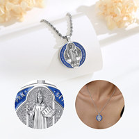 Collier pendentif médaille Saint Benoît pour homme Merryshine, laiton plaqué rhodium, émail bleu, rouge, noir, bijoux religieux catholiques