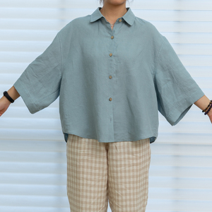 <span class=keywords><strong>Camisa</strong></span> informal de <span class=keywords><strong>lino</strong></span> de gran tamaño con cuello de manga corta personalizada Oem azul marino liso y cuadrado para <span class=keywords><strong>mujer</strong></span> - Product Image 1