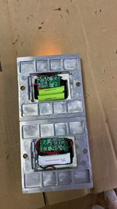 Balise solaire routière à LED double face, étanche et réfléchissante, pour la sécurité routière sur autoroute et asphalte - Product Image 6