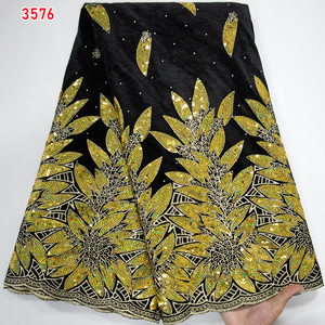 Tissu en dentelle de velours africain de luxe 3576 avec paillettes, tissu en dentelle française épaisse de haute qualité pour la couture de robes de mariée - Product Image 4