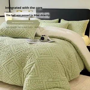 لحاف شتوي مخملي سميك ودافئ للاستخدام المنزلي ولسكن الطلاب - Product Image 4