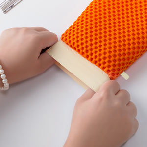 Lot de 12 sacs de nettoyage moussants double face pour le visage et le <span class=keywords><strong>corps</strong></span>, divers coloris, pour le bain et le massage - Product Image 6