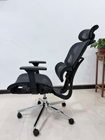 Chaise de bureau moderne en maille de haute qualité, robuste, réglable, pivotante, siège en tissu, base chromée, design ergonomique, faible MOQ