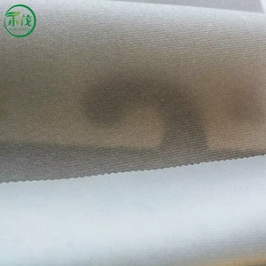 Rouleau de tissu bâche organique en <span class=keywords><strong>PVC</strong></span> gris respirant, anti-plis, durable, 0,8 mm, <span class=keywords><strong>120</strong></span> GSM, prix compétitif, personnalisé, décontracté - Product Image 3