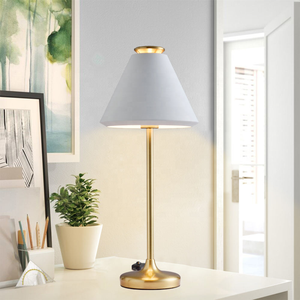High Quality Modern Metal Living Room <strong>Bedside</strong> Luxury <strong>Table</strong> <strong>Lamp</strong> for Hotel Home Decor - Product Image 3