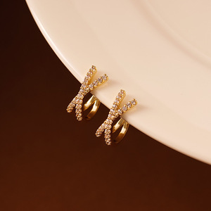 Orecchini a Clip con Croce e Doppia Linea di Zirconi, <span class=keywords><strong>Gioielli</strong></span> Personalizzati, Ipoallergenici, Regolabili - Product Image 6