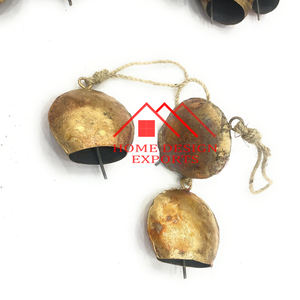 Campana de Navidad colgante de Hierro y Latón antiguo 2025 Acabado elegante para decoraciones navideñas - Product Image 5