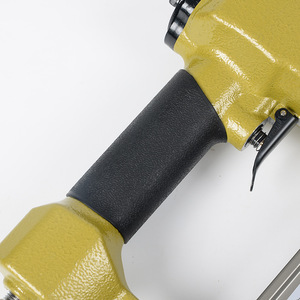 Pistola Neumática Extractora de Clavos T50SC de Alta Calidad, Herramientas para Reciclaje de Madera, Fácil Operación, Clavadoras Neumáticas Industriales y para Bricolaje - Product Image 2