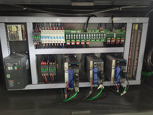 Công suất cao CNC bản sao Router đôi đầu tự động khoan máy phay cho cửa nhôm cửa sổ động cơ mang PVC uPVC - Product Image 2