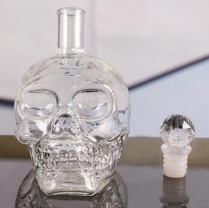 Bán Sỉ Chai Thủy Tinh Vodka Hình Đầu Lâu 400Ml 750Ml Có Nắp Đậy - Product Image 3