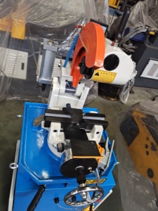 Mc315b מסור חצי אוטומטי מכונת חיתוך צינור ידני מכונת חיתוך צינור מתכת ידני מכונת חיתוך צינור פלדה - Product Image 4