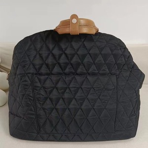 Mode Katze Trage tasche Outdoor Haustier Umhängetasche Träger Hochwertige Haustier Hund Träger Autos itz - Product Image 4