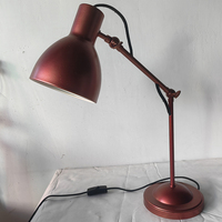 Angle réglable industriel E26 Base AC Simple dôme lampe de table en métal pour la lecture dans la chambre chevet hôtel salon décor