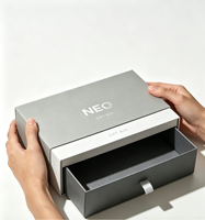 Boîte cadeau rigide à fermeture magnétique écologique, matériaux recyclés, impression quadricolore personnalisable, gaufrage pour les entreprises de bijouterie