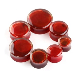 Tunnels <span class=keywords><strong>de</strong></span> <span class=keywords><strong>chair</strong></span> rouge <span class=keywords><strong>sang</strong></span> boucles d'oreilles <span class=keywords><strong>et</strong></span> jauges <span class=keywords><strong>de</strong></span> selle bouchons d'oreille remplis <span class=keywords><strong>de</strong></span> liquide bijoux <span class=keywords><strong>de</strong></span> corps à la mode pour les mariages fêtes pour cadeau - Product Image 6