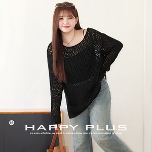 Conjunto de Suéter Tejido para Mujer Runqi, Top Negro Holgado con Diseño Calado y Jeans Azules Lavados, Talla Grande, Estilo Casual - Product Image 3
