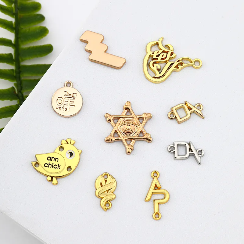 2024 Custom Individual Letters Rivet Label Leather Handbag Metal Alphabet Sewing Metal Brand Logo Label for Swimwear