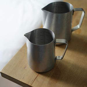 Solhui Do Old <span class=keywords><strong>Pichet</strong></span> d'art Latte en acier inoxydable 304 Design moderne pour pot à <span class=keywords><strong>lait</strong></span> avec ustensiles à café en métal à l'échelle - Product Image 4