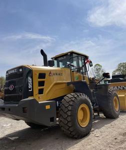 รถตัก956F 5Ton พับได้956 sdlg เครื่องจักรก่อสร้างที่มีคุณภาพดีรถตักล้อยางด้านหน้า - Product Image 5