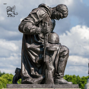 BLVE Sculpture Monumentale Géante en Métal pour Extérieur Urbain, Statue de Guerrier <span class=keywords><strong>Soviétique</strong></span> en Bronze Agé à Genoux, Héroïque Combattant - Product Image 1