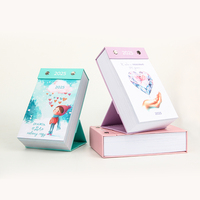 Calendrier de bureau à pages détachables rose rêveur, calendrier de table artistique romantique personnalisé, calendrier de bureau quotidien à feuilles simples avec boîte cadeau