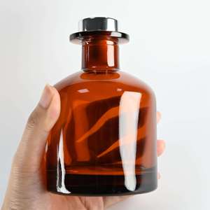 Hương liệu rỗng sậy khuếch tán thủy tinh bottle50ml 100ml <span class=keywords><strong>150ml</strong></span> 250ml hình trụ màu đen hổ phách rõ ràng Jar với 100 cái moq - Product Image 1