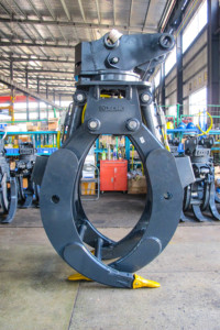 XUVOL - Garra Hidráulica Giratoria para Troncos, Certificación CE, Accesorio Personalizado para Excavadora OEM, para Proyectos de Manipulación de Madera Forestal a Gran Escala - Product Image 2